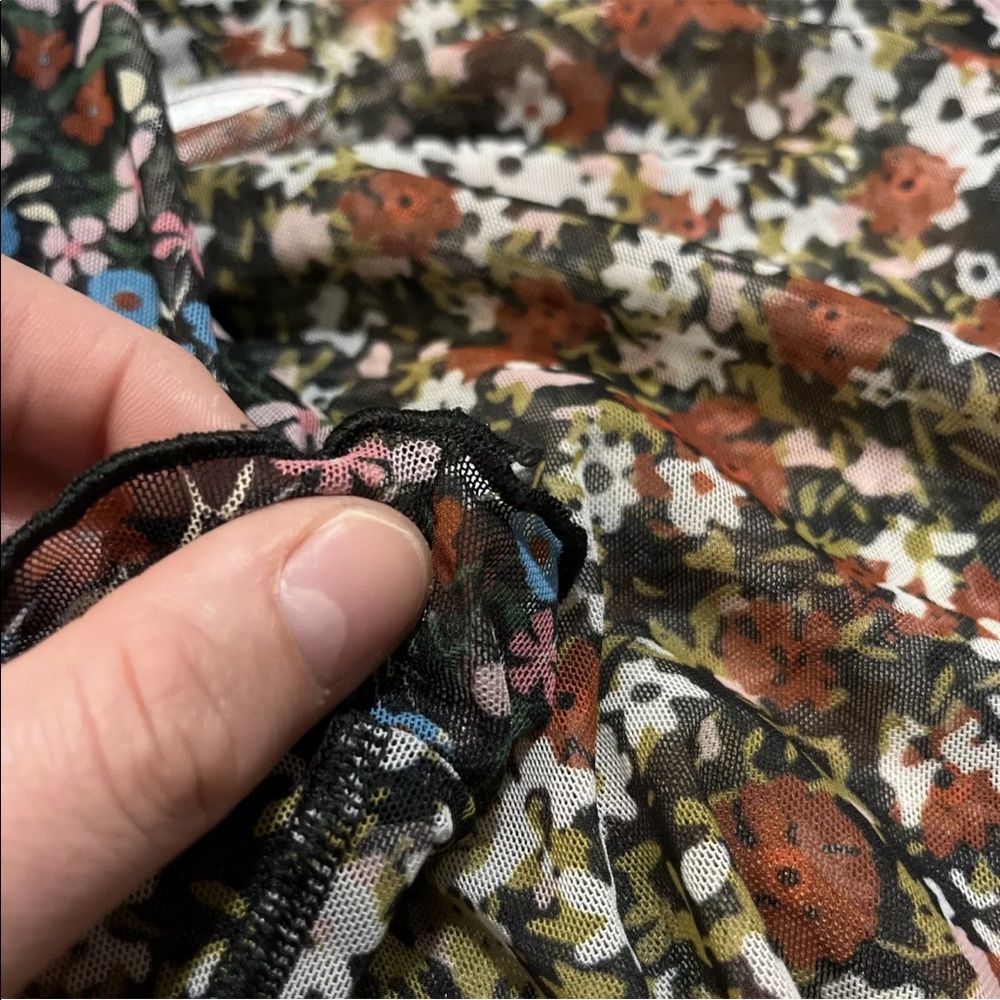 Nike Retro Sheer Floral Mesh Top Size Medium - Picture 4 of 12